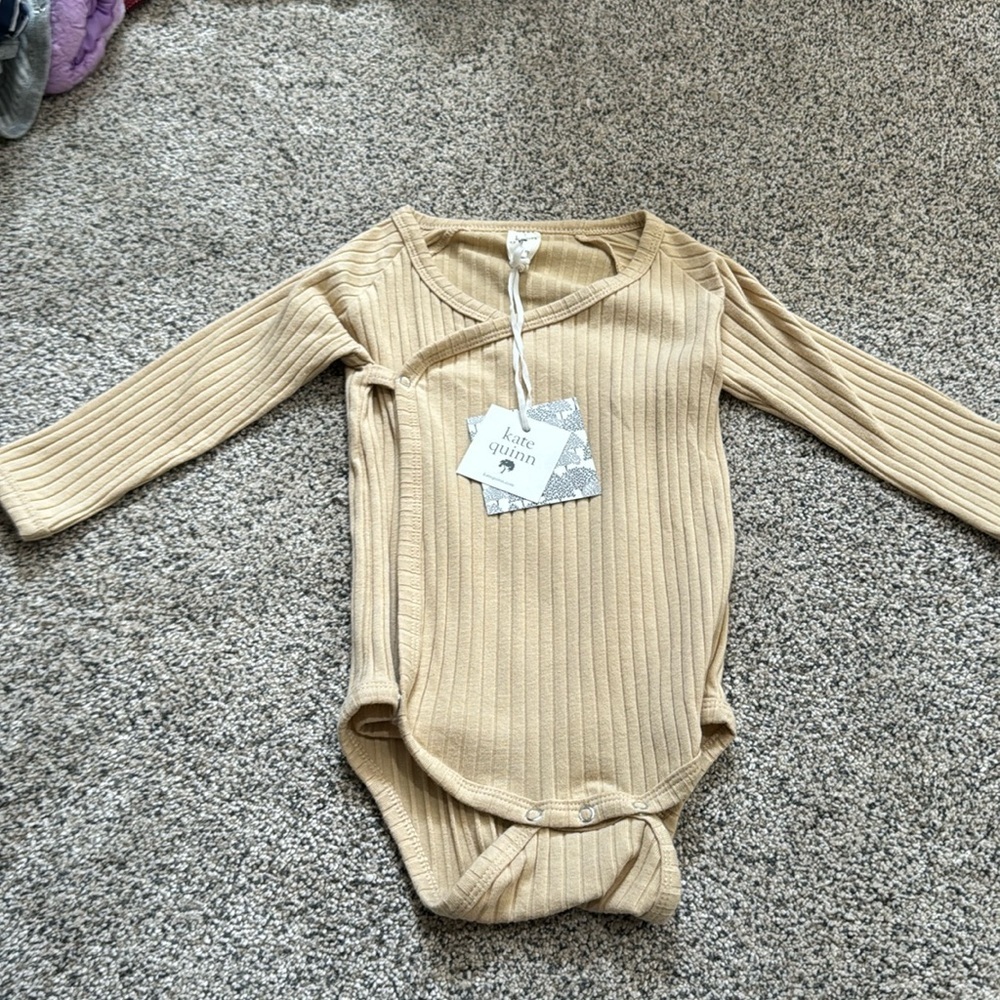 KATE QUINN BASIC